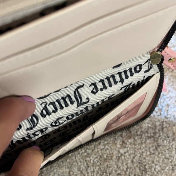NWT Juicy Couture Pink Wristlet - Picture 7 of 7
